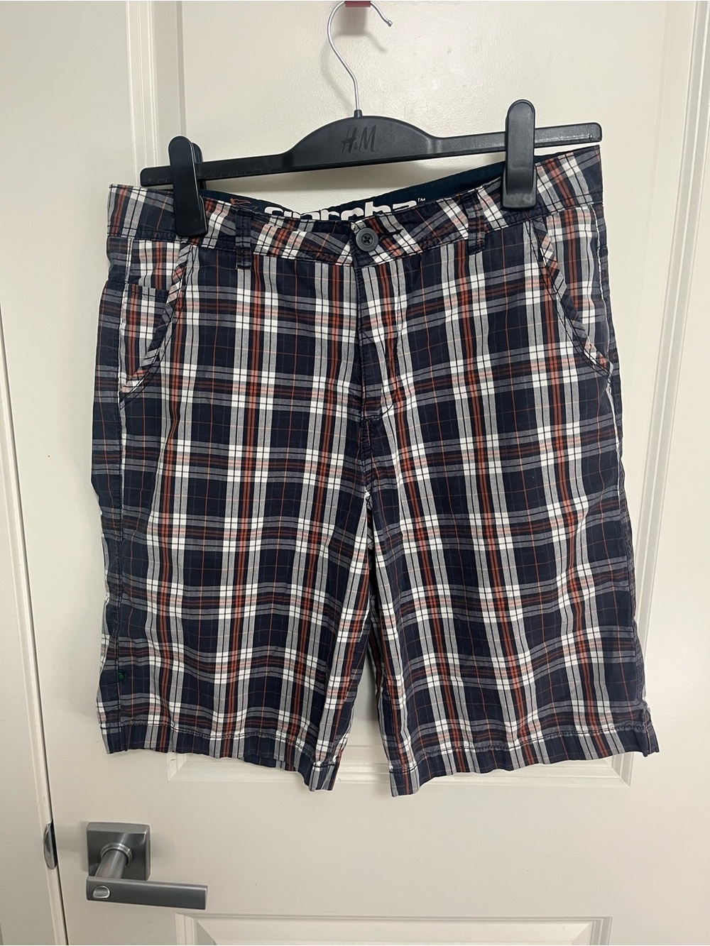 Gotcha Men's Plaid Cargo Shorts - Navy, White & Brown in size 32